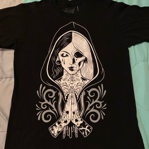 Men’s Fatal Crew shirt